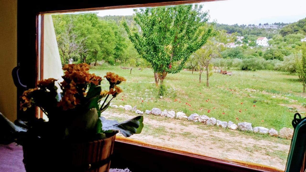 Krka Fairytale Village Rupe Exterior photo
