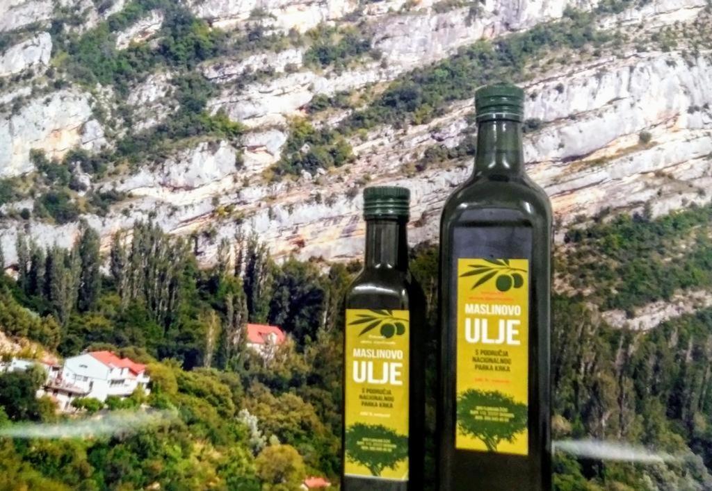 Krka Fairytale Village Rupe Exterior photo