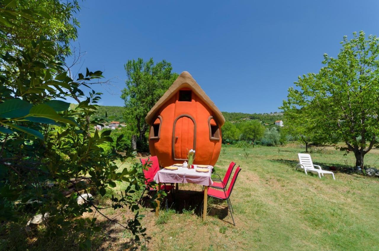 Krka Fairytale Village Rupe Exterior photo